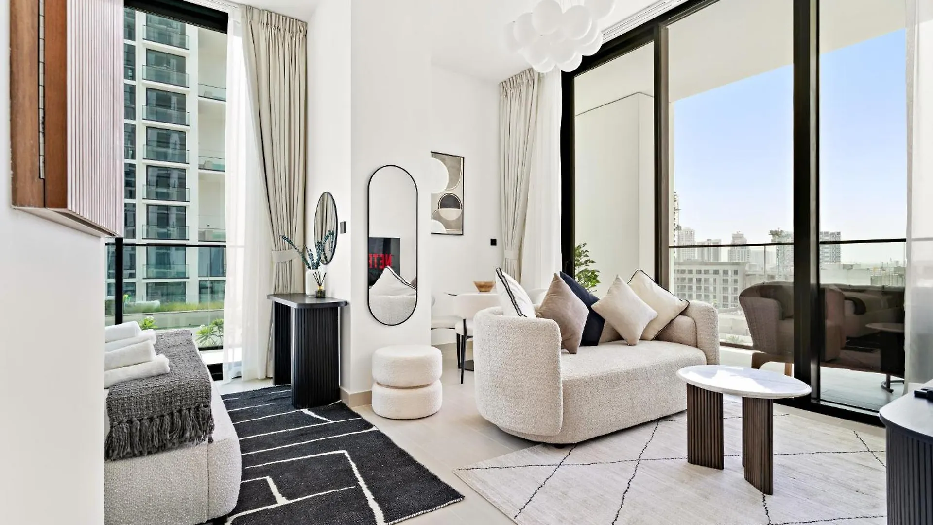 Vayk - Spacious Modern Studio In Jvc Dubai